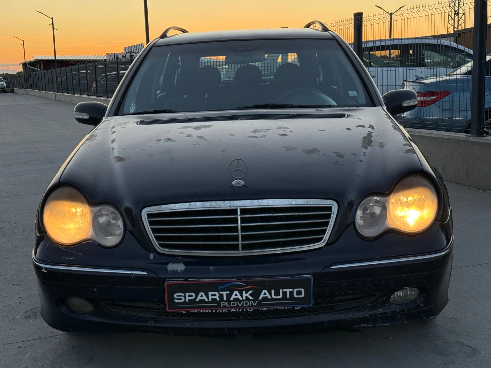 Mercedes-Benz C 270 CDI* 2004г* АВТОМАТИК* ВЪНШНИ ЗАБЕЛЕЖКИ* , снимка 2 - Автомобили и джипове - 54574079