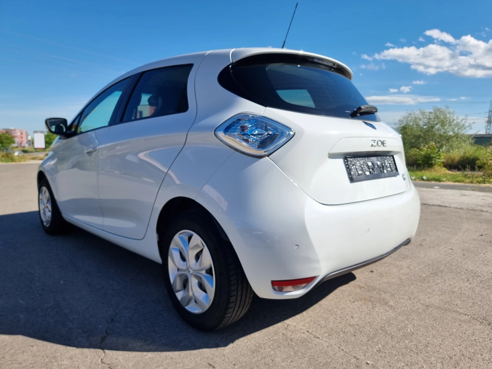 Renault Zoe R240, снимка 4 - Автомобили и джипове - 54723480