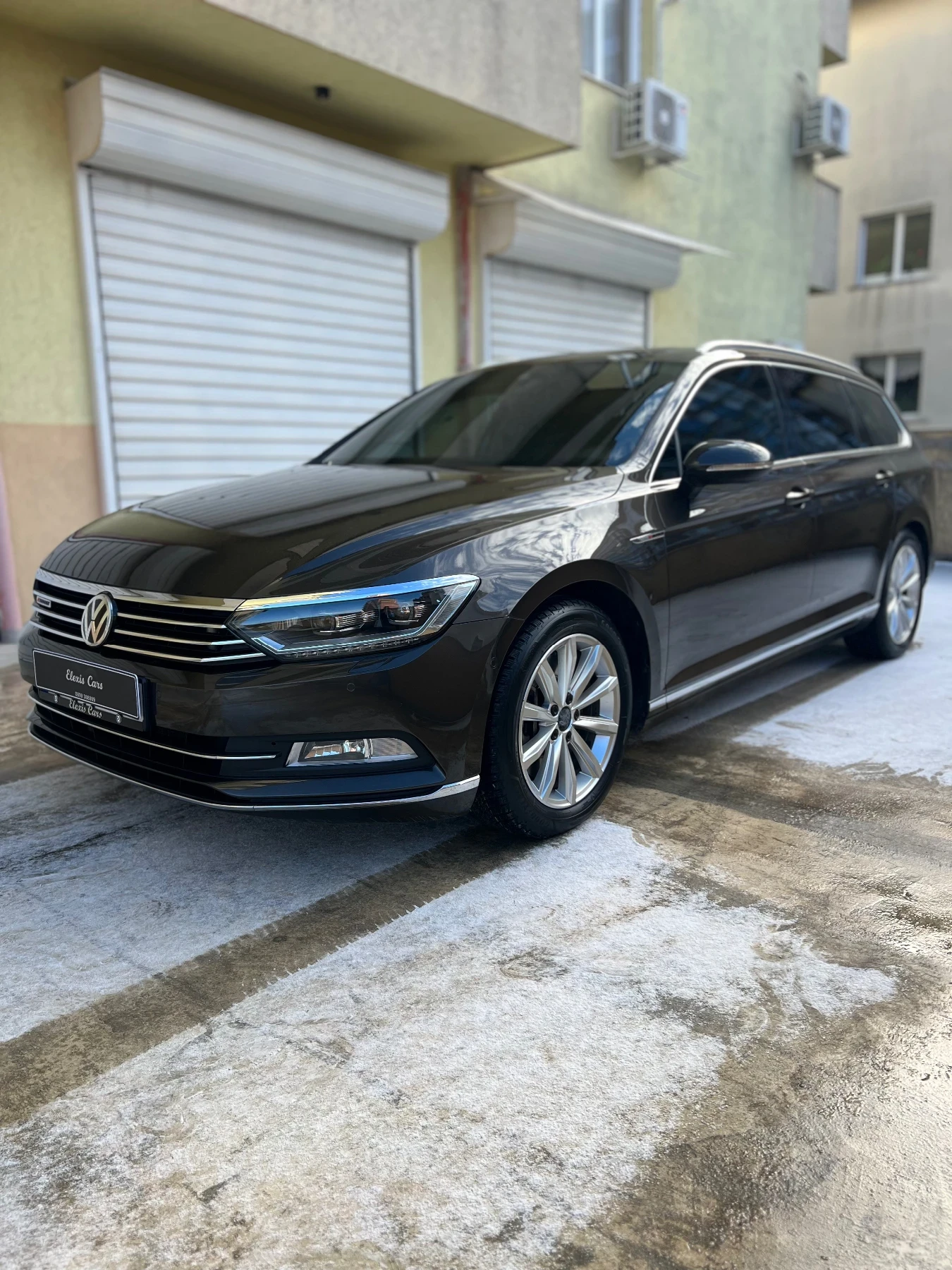 VW Passat 2.0BiTDI 4Motion, снимка 2 - Автомобили и джипове - 54735477