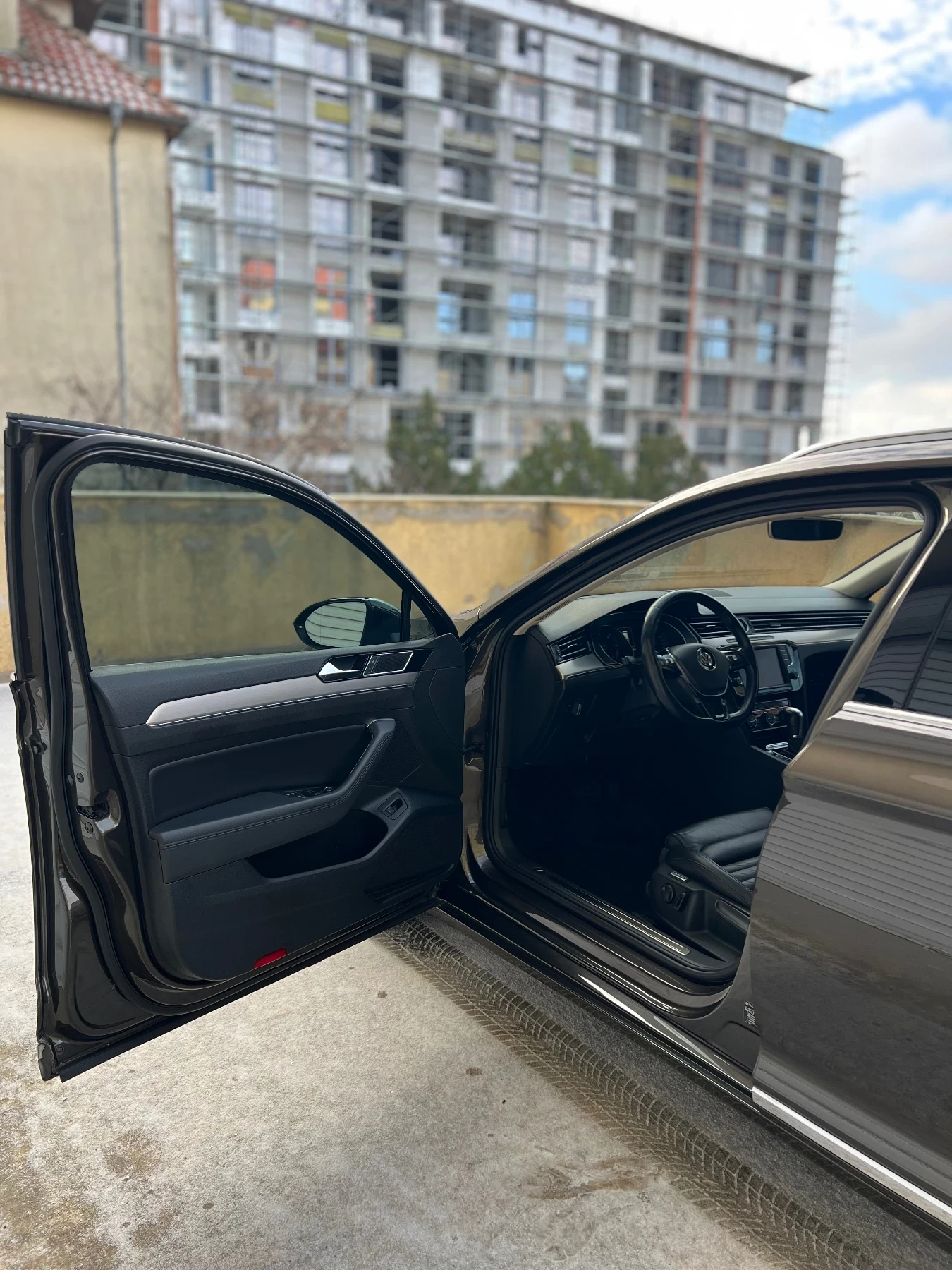 VW Passat 2.0BiTDI 4Motion, снимка 7 - Автомобили и джипове - 54735477