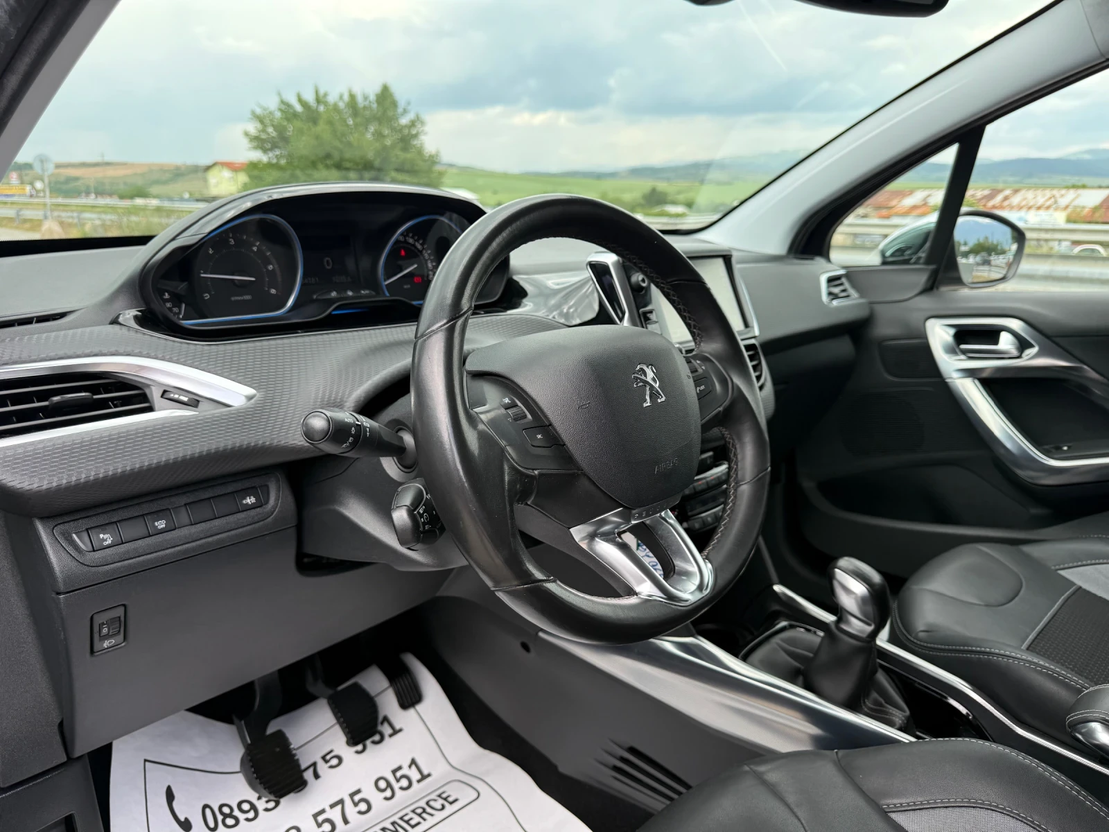 Peugeot 2008 1.6-EHDI-ALLURE-134.000km-ORIGINAL-NEW-TOP-NAVI, снимка 7 - Автомобили и джипове - 54741294