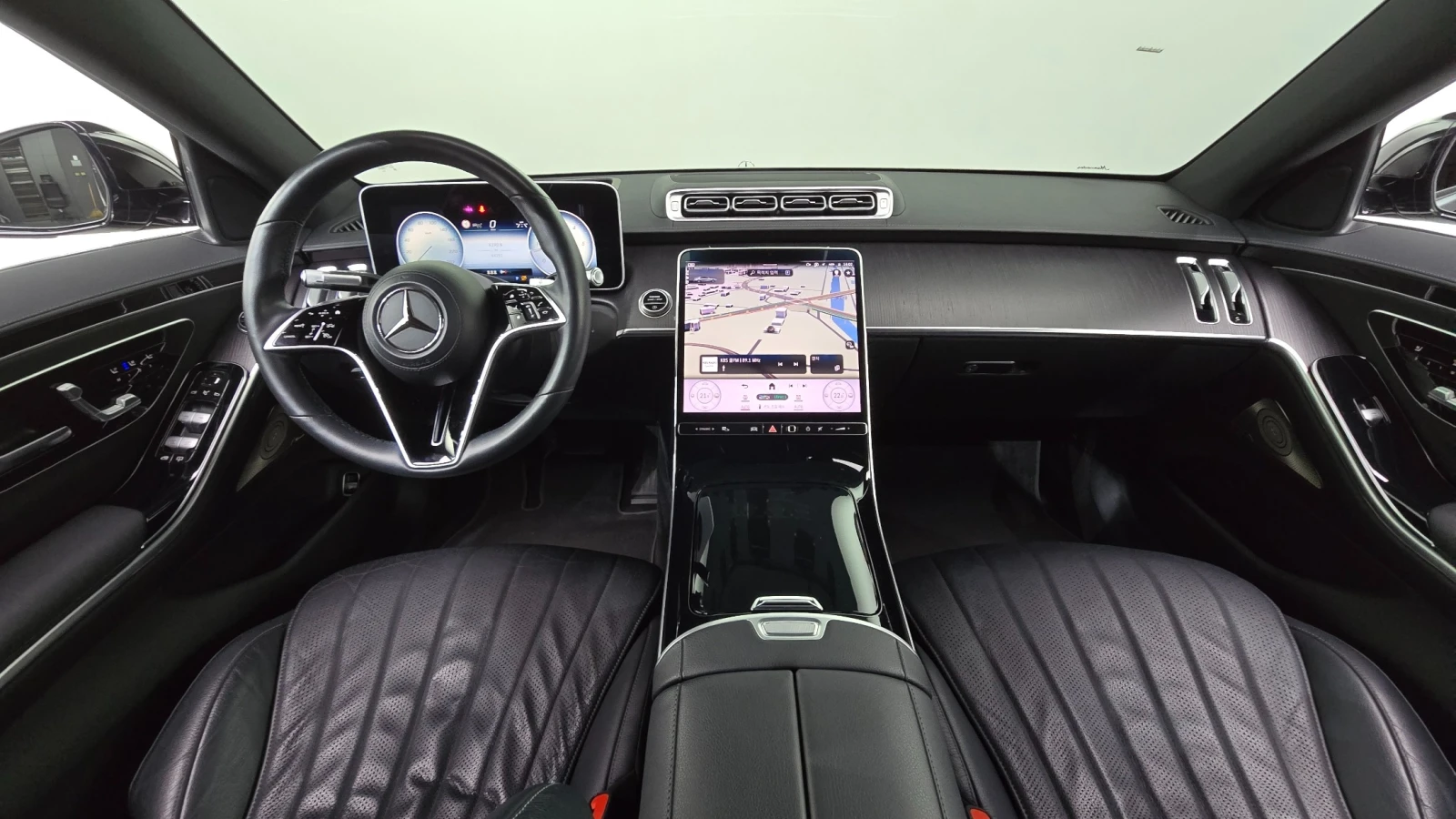 Mercedes-Benz S 350 4MATIC/ОБДУХВАНЕ/ПАНОРАМА/ДИСТРОНИК/360, снимка 8 - Автомобили и джипове - 55446476