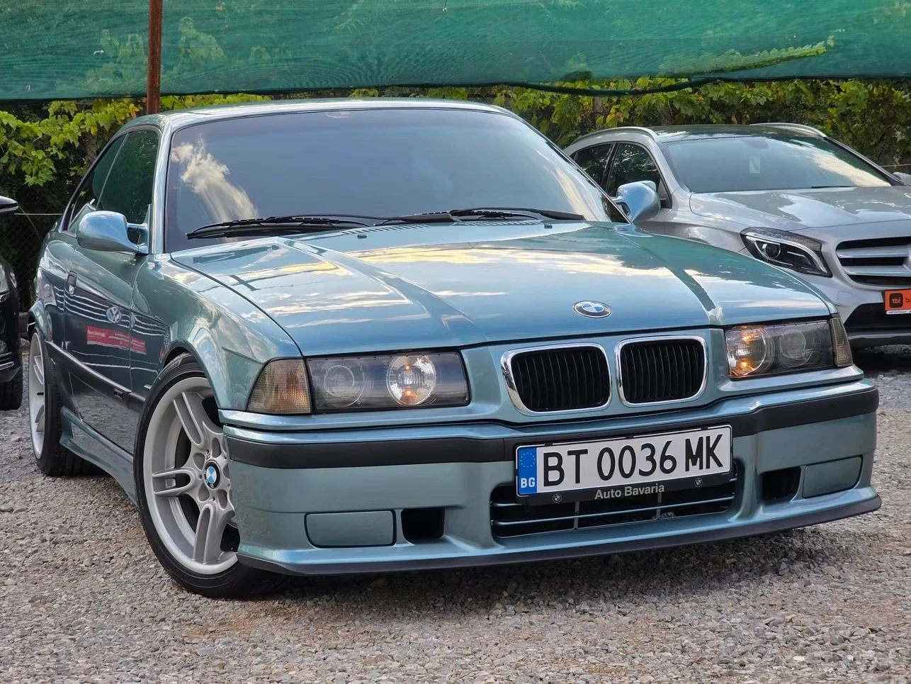 BMW 328 2.8i 193K.C. / М-ПАКЕТ / БЕЗ РЪЖДА, снимка 2 - Автомобили и джипове - 55515437
