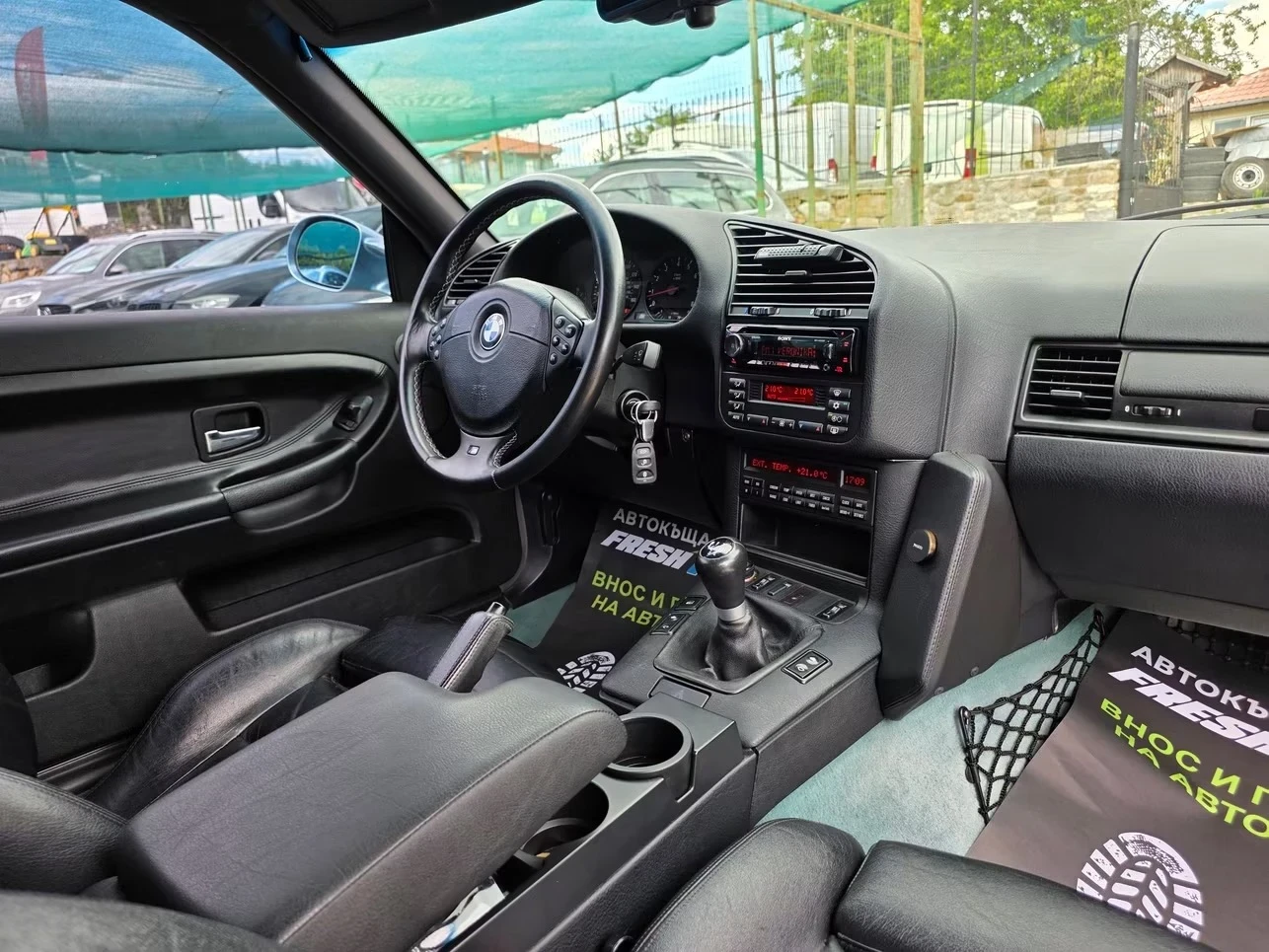 BMW 328 2.8i 193K.C. / М-ПАКЕТ / БЕЗ РЪЖДА, снимка 8 - Автомобили и джипове - 55515437