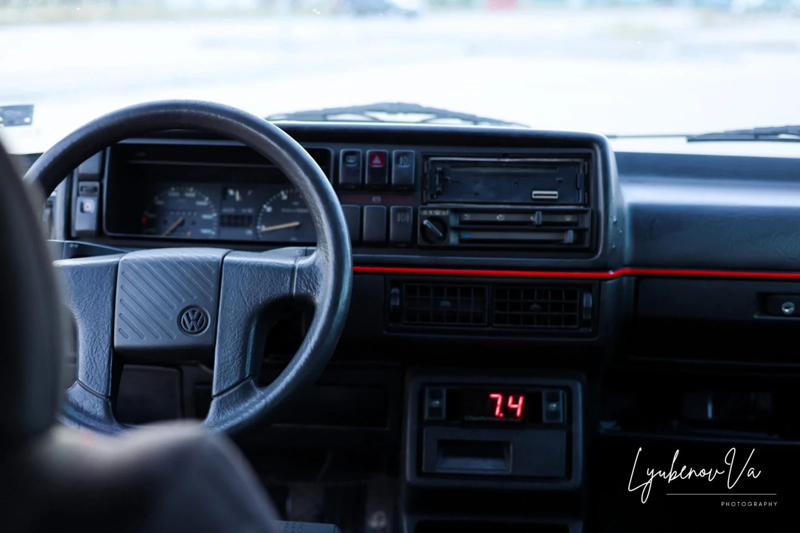 VW Golf 1.8T, снимка 7 - Автомобили и джипове - 55834909