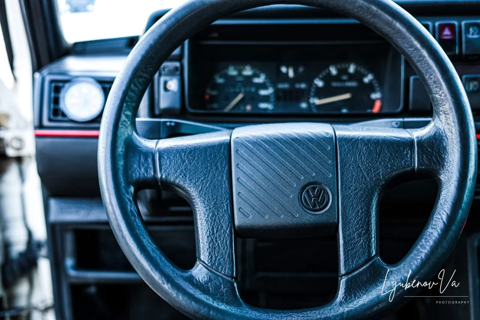 VW Golf 1.8T, снимка 8 - Автомобили и джипове - 55834909