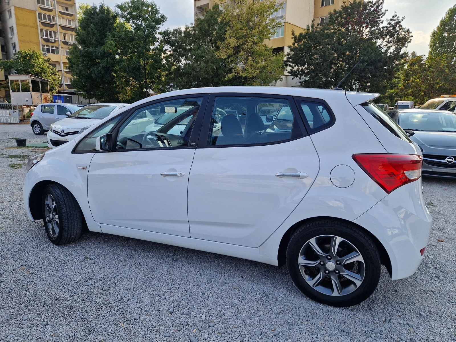 Hyundai Ix20 1.6 ����� ��������� | Mobile.bg � ����������� 8