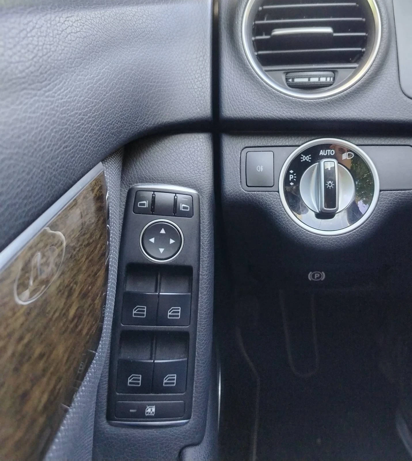 Mercedes-Benz C 220, снимка 4 - Автомобили и джипове - 56348022