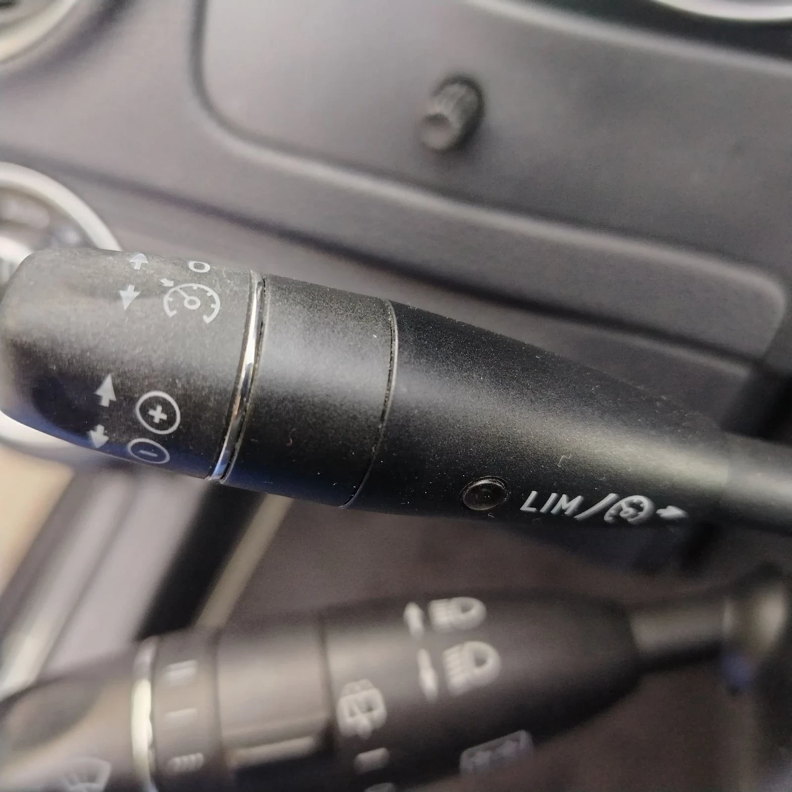 Mercedes-Benz C 220, снимка 12 - Автомобили и джипове - 56348022