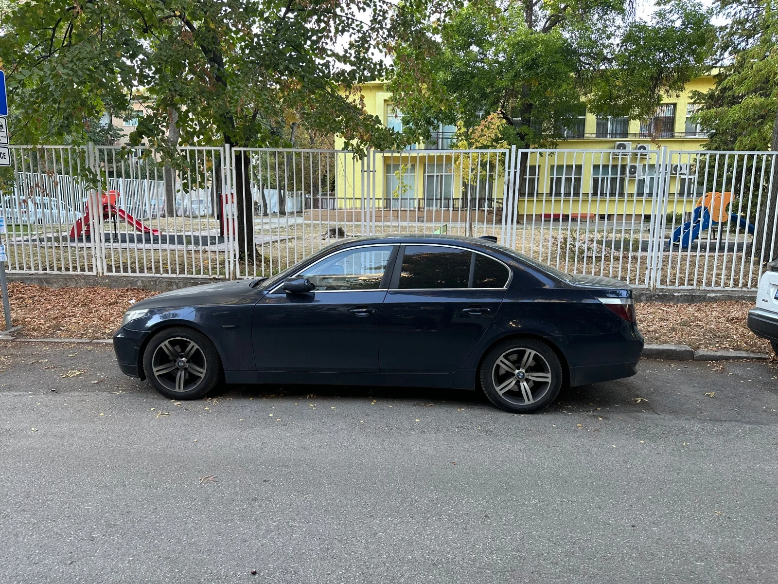 BMW 530, снимка 2 - Автомобили и джипове - 56553743