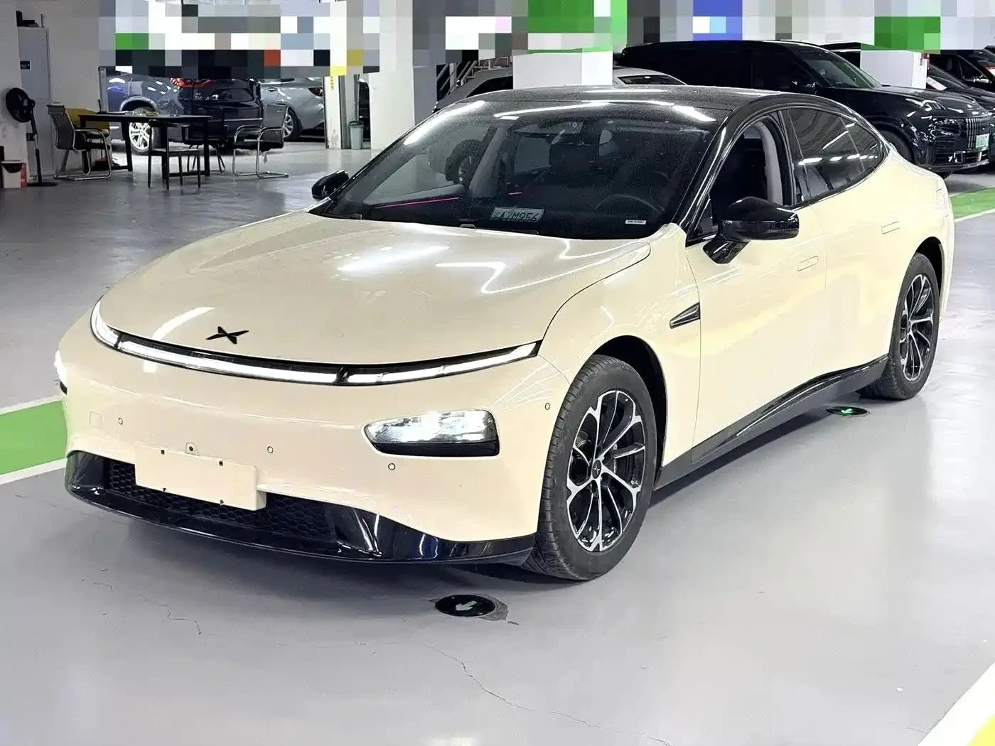 Xpeng P7