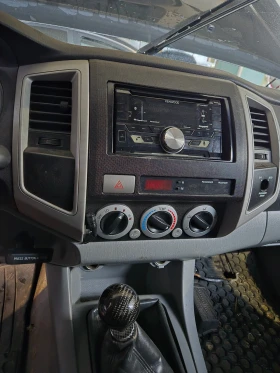 Toyota Tacoma X runner, снимка 9