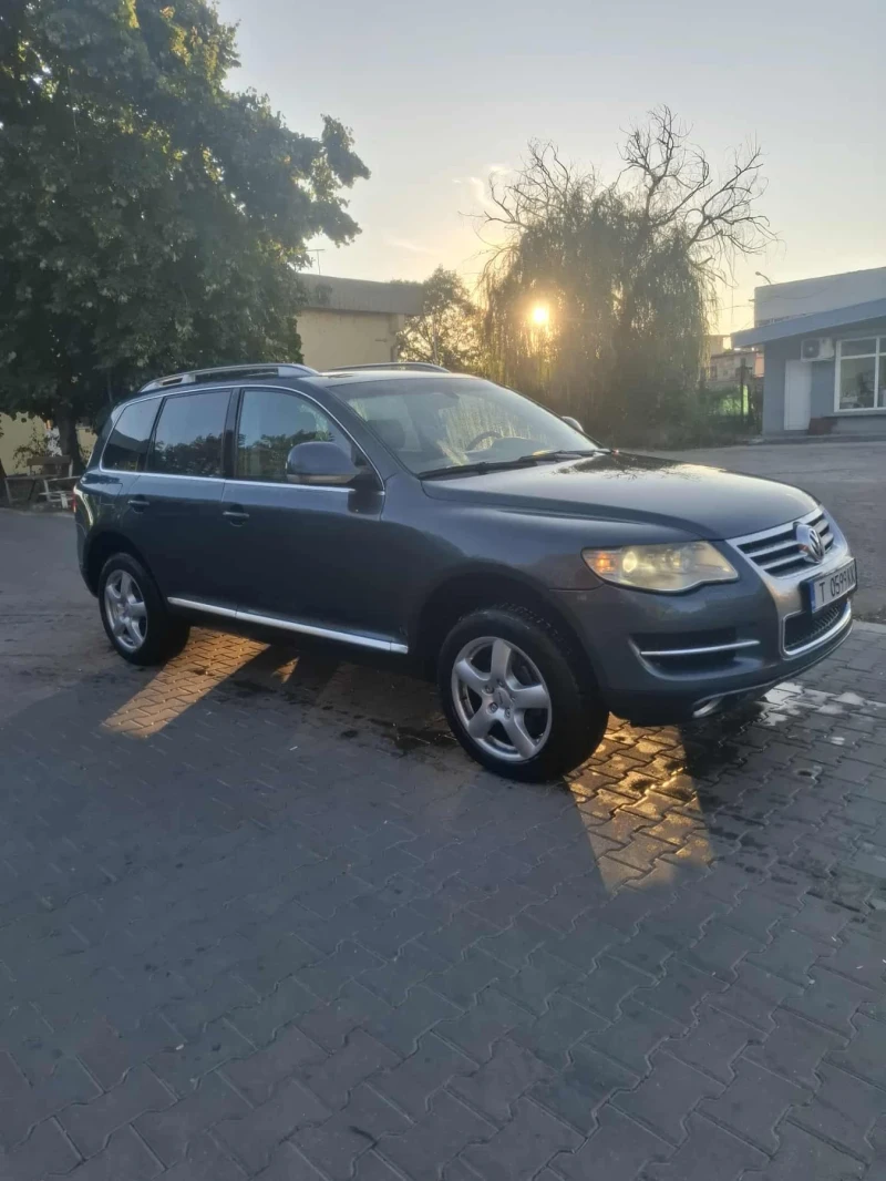 VW Touareg 5.0 TDI, снимка 5 - Автомобили и джипове - 52285716
