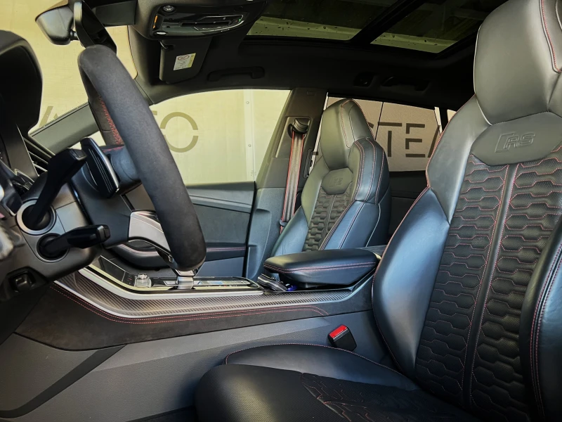 Audi RSQ8 CERAMIC DYNAMIC+ CARBON 3D-360 B&O , снимка 7 - Автомобили и джипове - 52399521