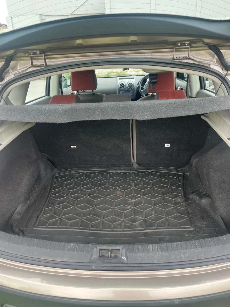 Nissan Qashqai 2.0, снимка 5 - Автомобили и джипове - 52439620