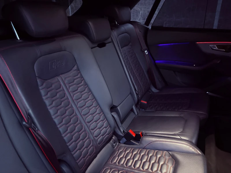 Audi RSQ8 * ГОТОВ ЛИЗИНГ* БАРТЕР* , снимка 8 - Автомобили и джипове - 53447580
