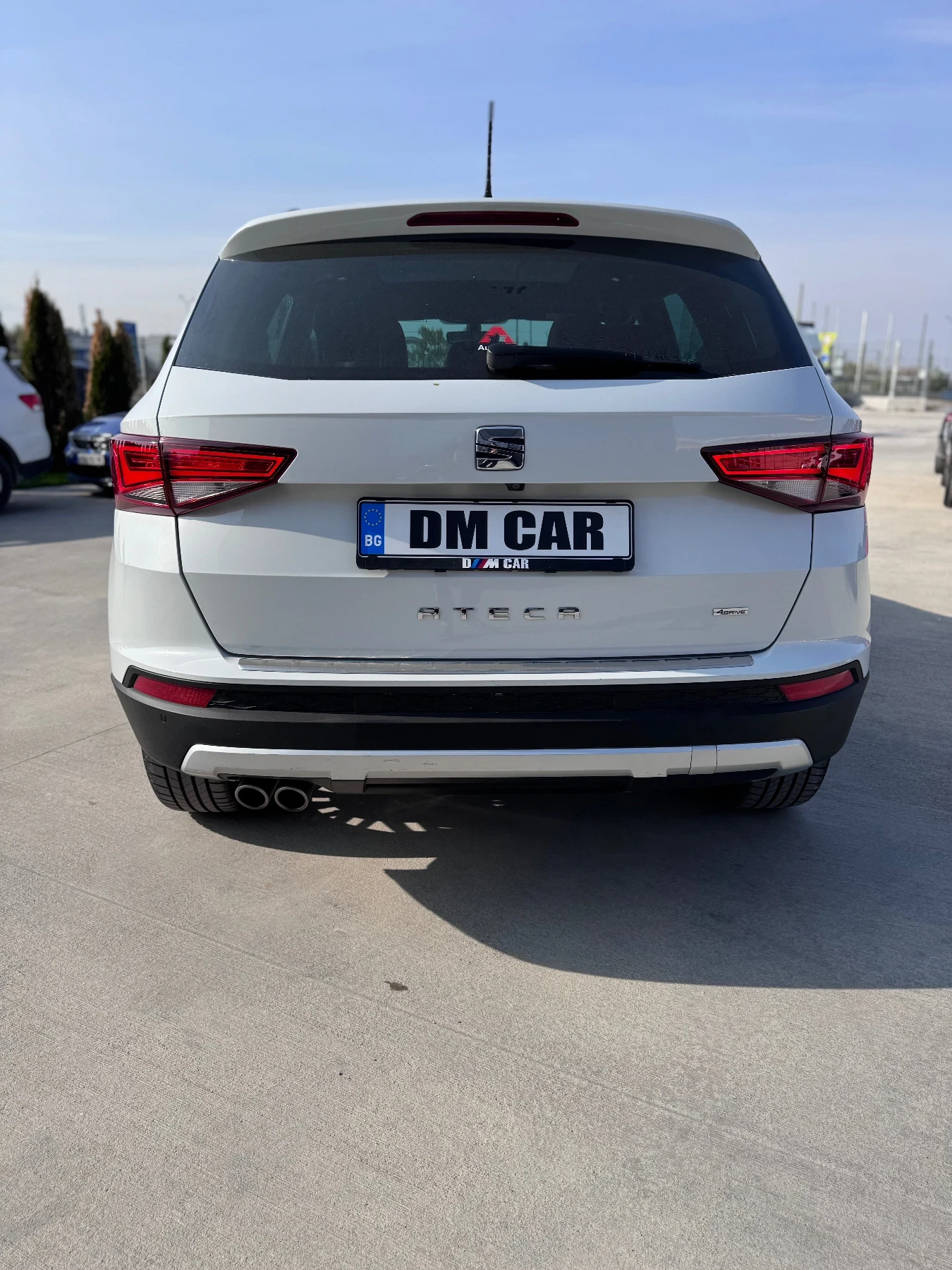 Seat Ateca * 4x4* PANO* KEYLESS* FULL*  - изображение 4