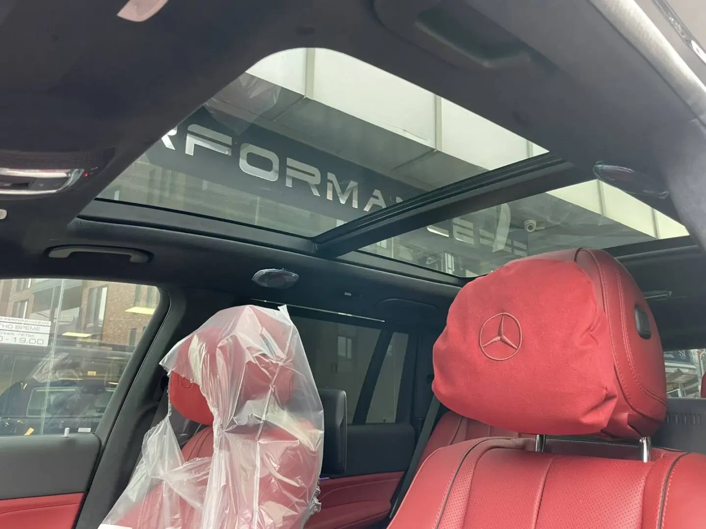 Mercedes-Benz GLS580 4Matic AMG Manufaktur New = MGT Conf = Гаранция - изображение 8