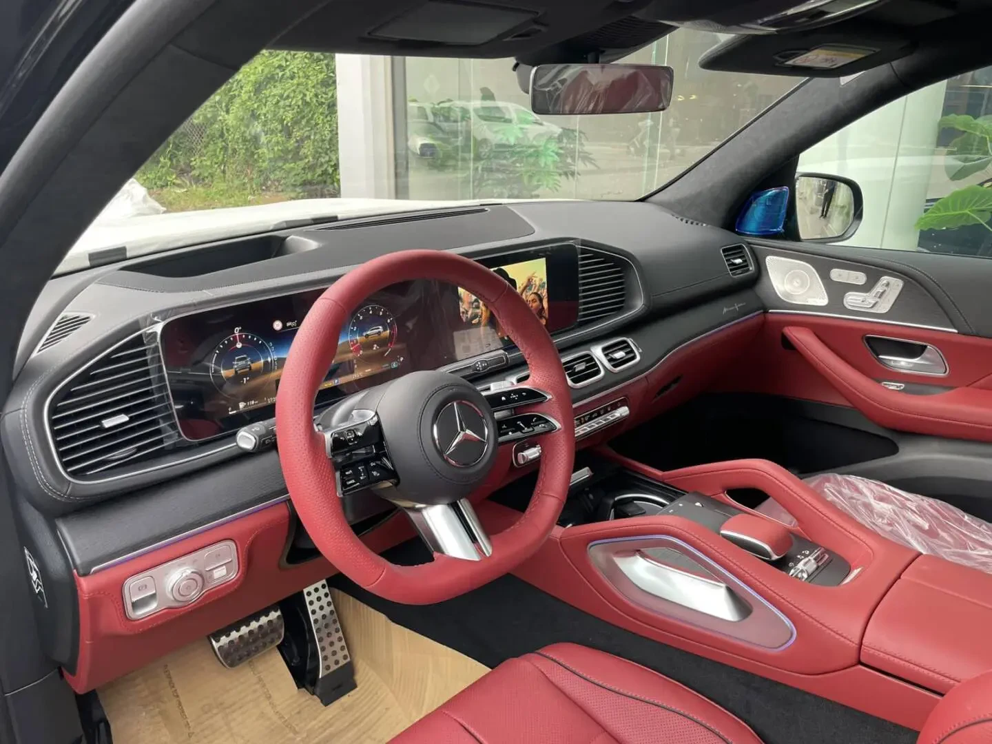 Mercedes-Benz GLS580 4Matic AMG Manufaktur New = MGT Conf = Гаранция - изображение 10