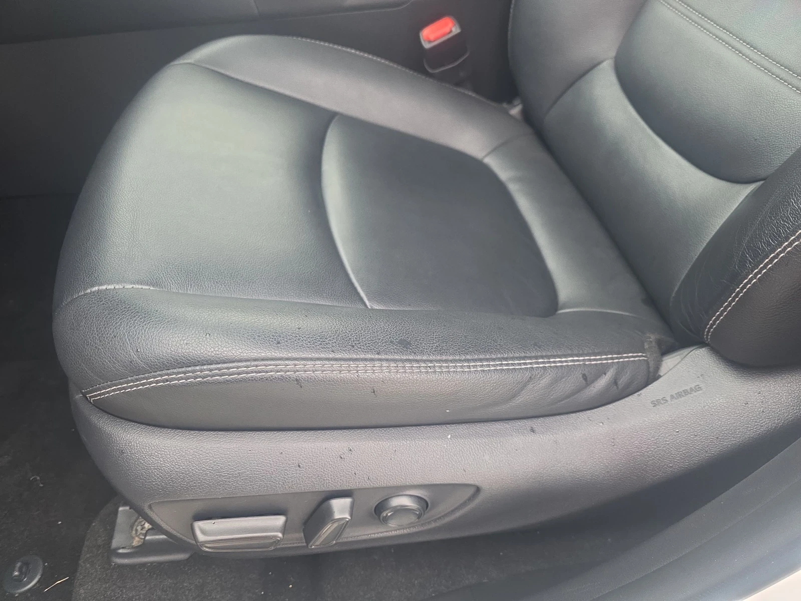 Toyota Rav4 2.5Hibrid 4x4  - изображение 10