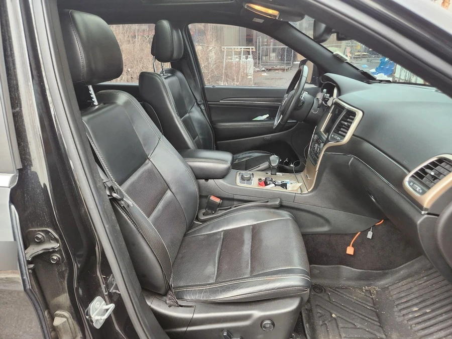 Jeep Grand cherokee 3.6 LIMITED| ПОДГРЕВ/ОБДУХ| ПАНОРАМА| ОЧАКВАН ВНОС, снимка 8 - Автомобили и джипове - 53774881