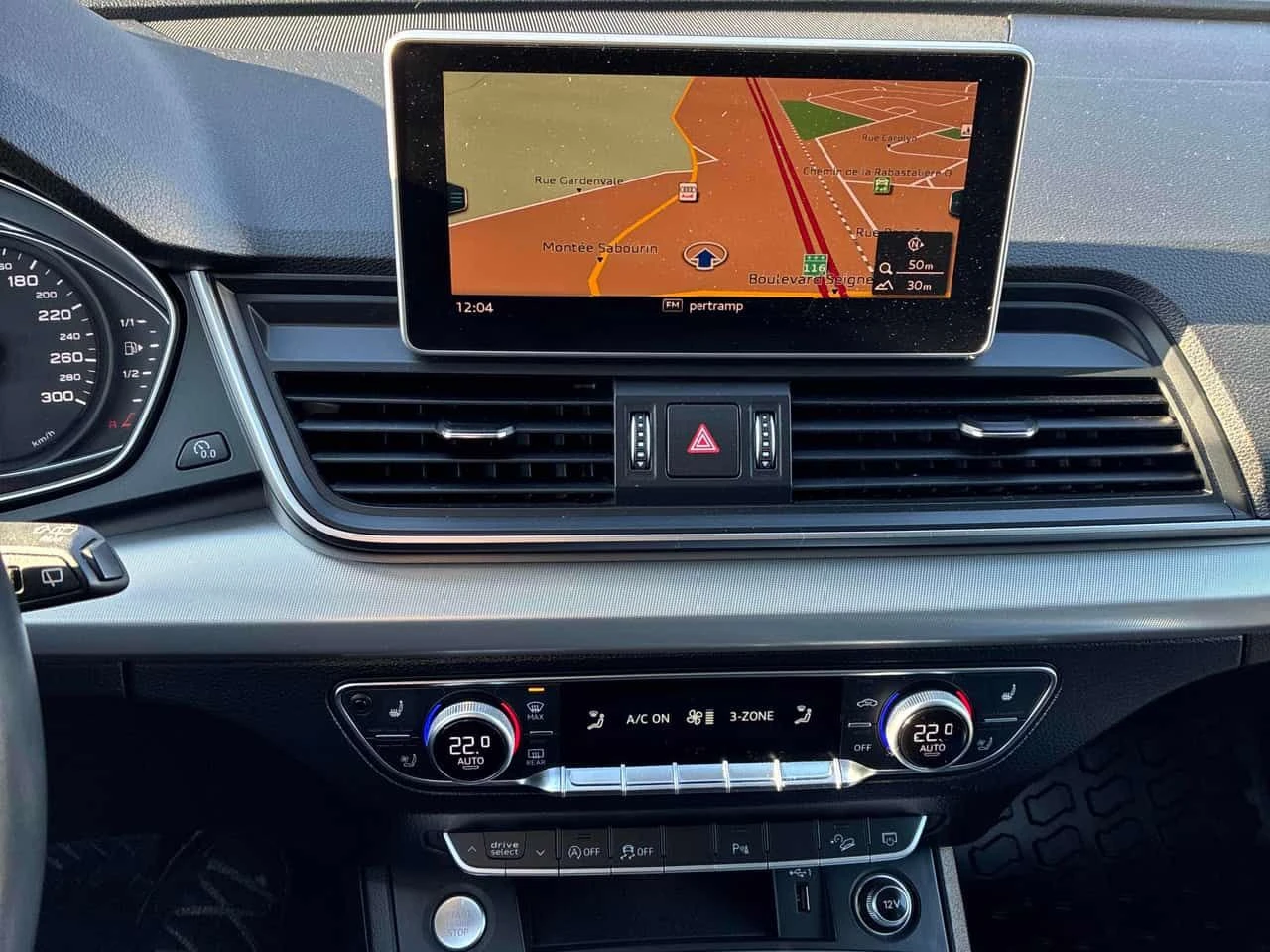 Audi Q5  Progressiv /CAMERA/ LED / ОБДУХВАНЕ , снимка 9 - Автомобили и джипове - 53866943