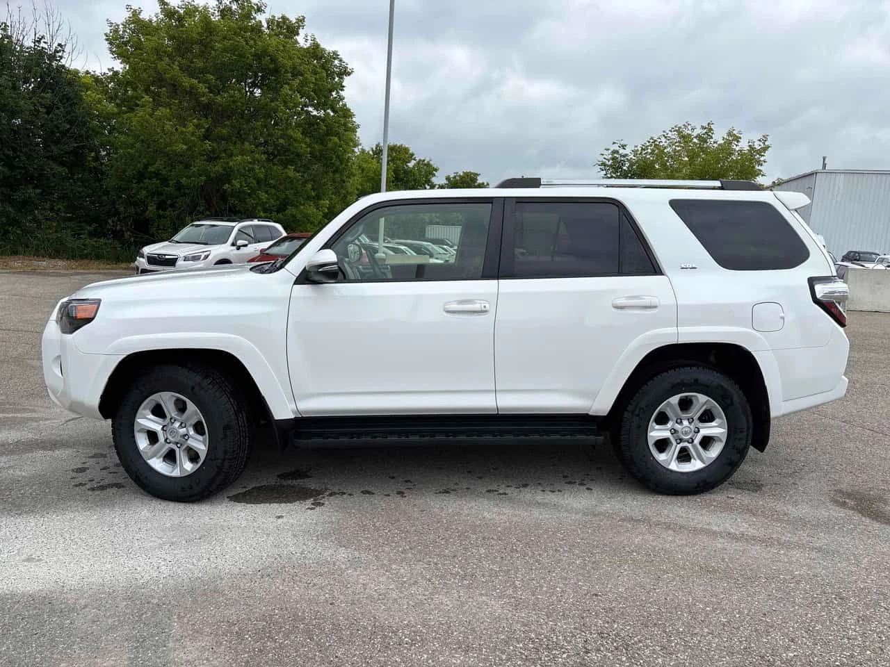 Toyota 4runner * 4WD * CARFAX * ОПЦИЯ ЗА ФИНАНСИРАНЕ, снимка 2 - Автомобили и джипове - 55288532