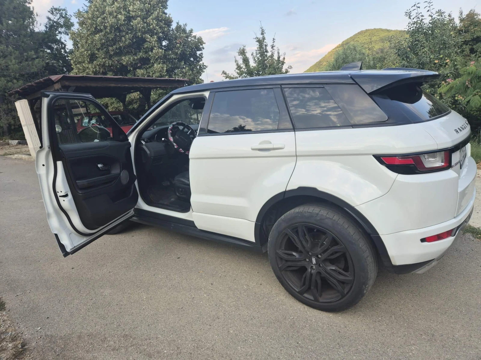 Land Rover Range Rover Evoque 2.0 дизел 150 к.с., снимка 4 - Автомобили и джипове - 55578551