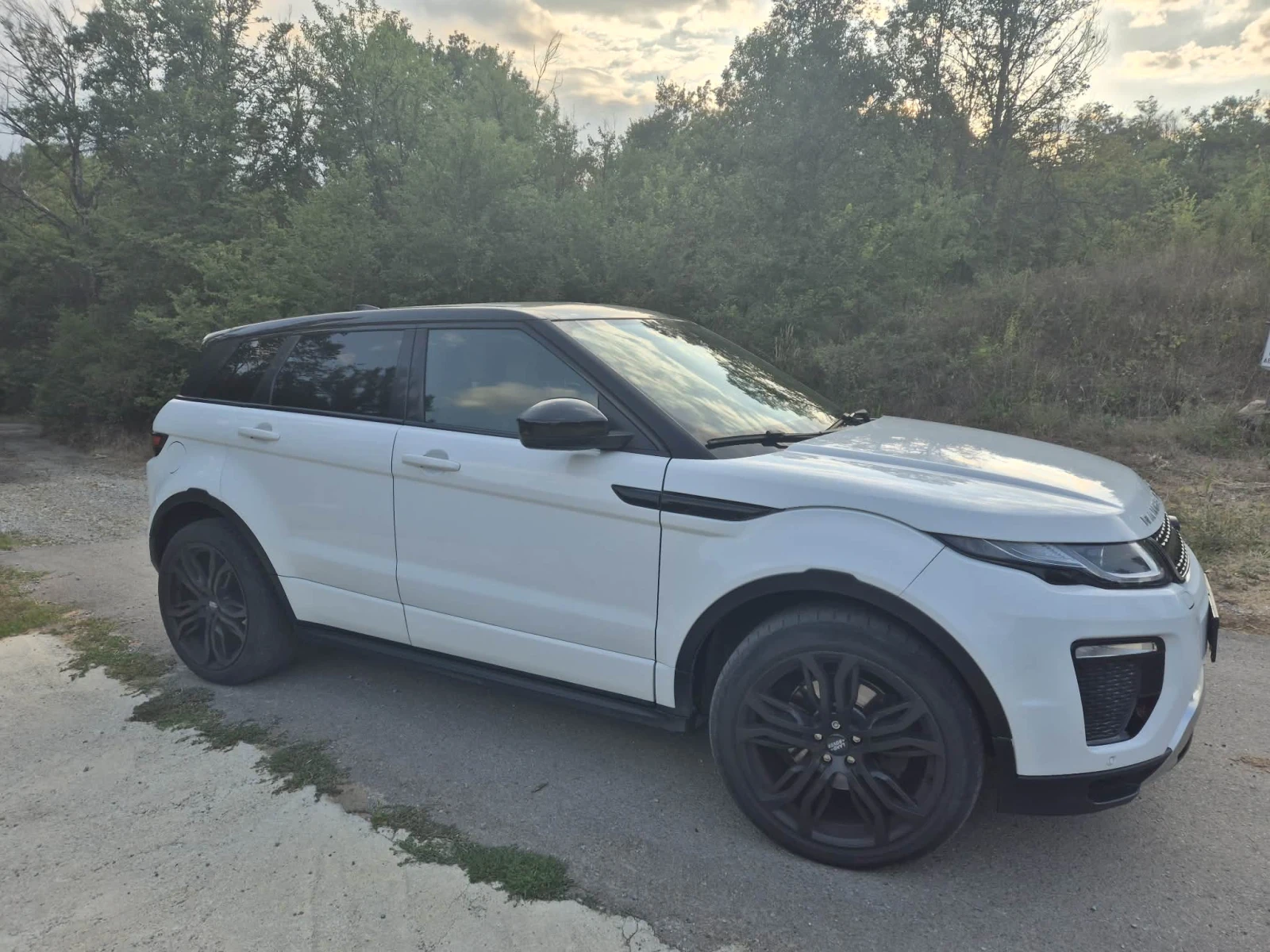 Land Rover Range Rover Evoque 2.0 дизел 150 к.с., снимка 3 - Автомобили и джипове - 55578551