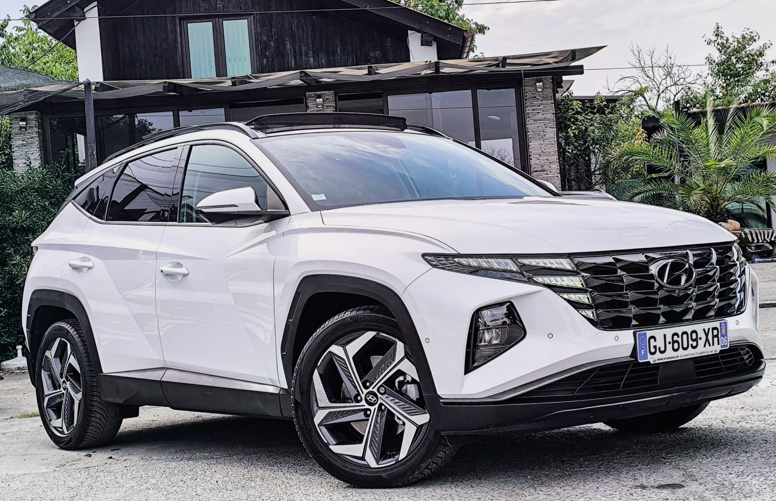 Hyundai Tucson 1.6CGI HYBRID ПАНОРАМА FULL MAX TOP TOP TOP, снимка 3 - Автомобили и джипове - 56042691
