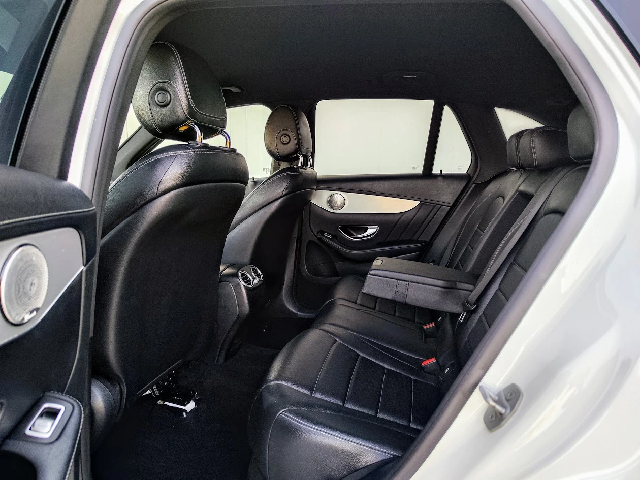 Mercedes-Benz GLC 220 * AMG* 4-MATIC, снимка 11 - Автомобили и джипове - 56121697
