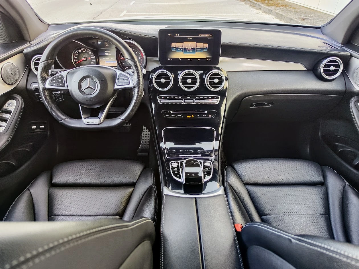 Mercedes-Benz GLC 220 * AMG* 4-MATIC, снимка 14 - Автомобили и джипове - 56121697