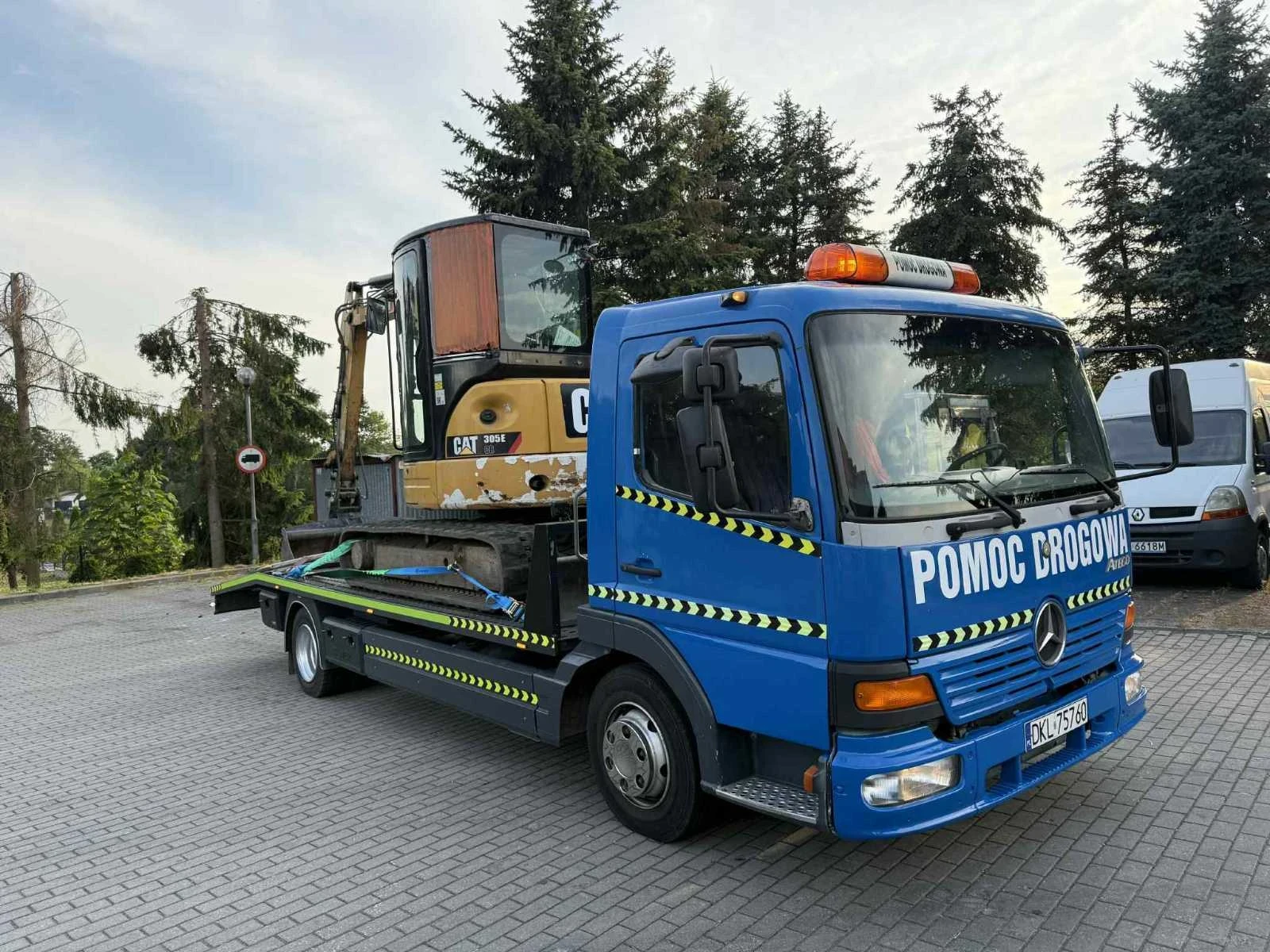 Mercedes-Benz Atego Пътна помощ, снимка 2 - Камиони - 55873765