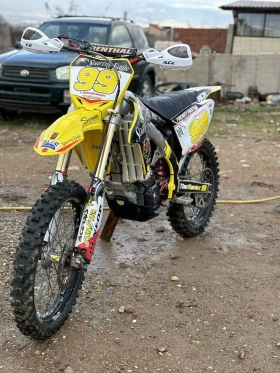  Suzuki Rmz