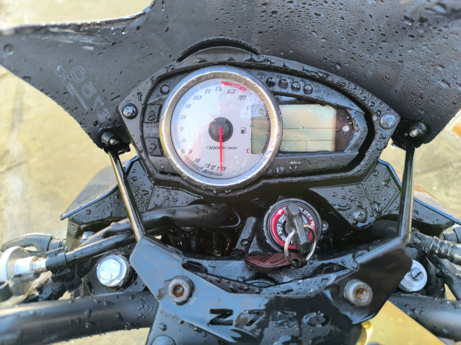 Kawasaki Z, снимка 6 - Мотоциклети и мототехника - 54005369