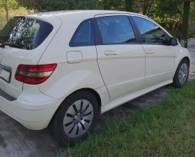 Mercedes-Benz B 180, снимка 4