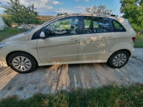 Mercedes-Benz B 180, снимка 2