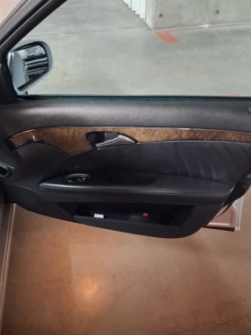 Mercedes-Benz C 220, снимка 7