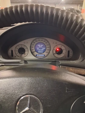 Mercedes-Benz C 220, снимка 15