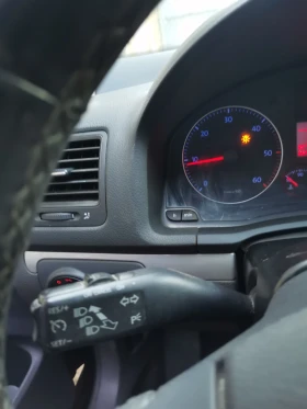 VW Golf Variant 2.0tdi, BMM, panorama, снимка 9