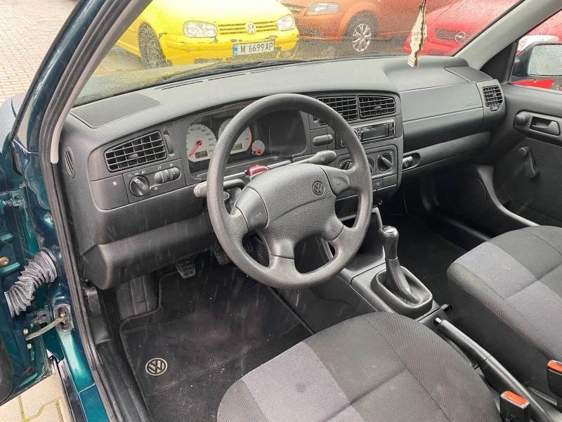 VW Golf 3 1.4i , снимка 12 - Автомобили и джипове - 46274714