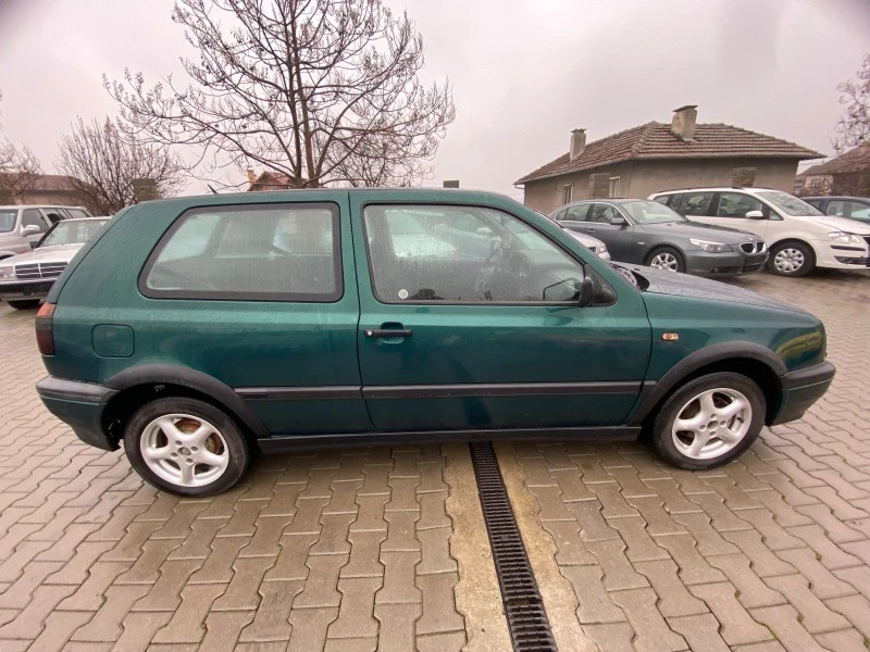 VW Golf 3 1.4i , снимка 6 - Автомобили и джипове - 46274714