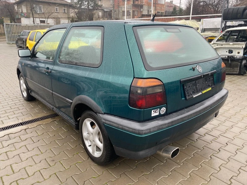 VW Golf 3 1.4i , снимка 3 - Автомобили и джипове - 46274714