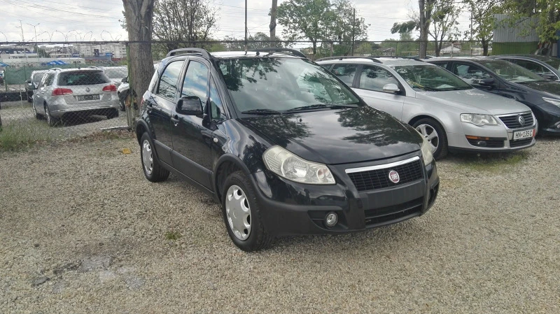 Fiat Sedici 1.6i 4x4, снимка 3 - Автомобили и джипове - 47799432