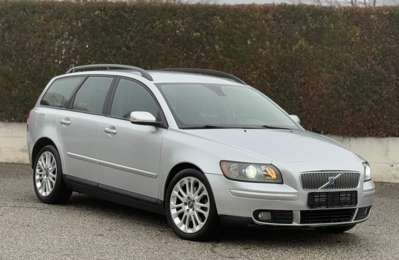 Volvo V50 2.0D 136к.с * Климатроник* , снимка 3 - Автомобили и джипове - 48257202