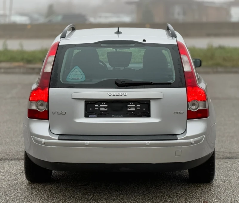 Volvo V50 2.0D 136к.с * Климатроник* , снимка 5 - Автомобили и джипове - 48257202