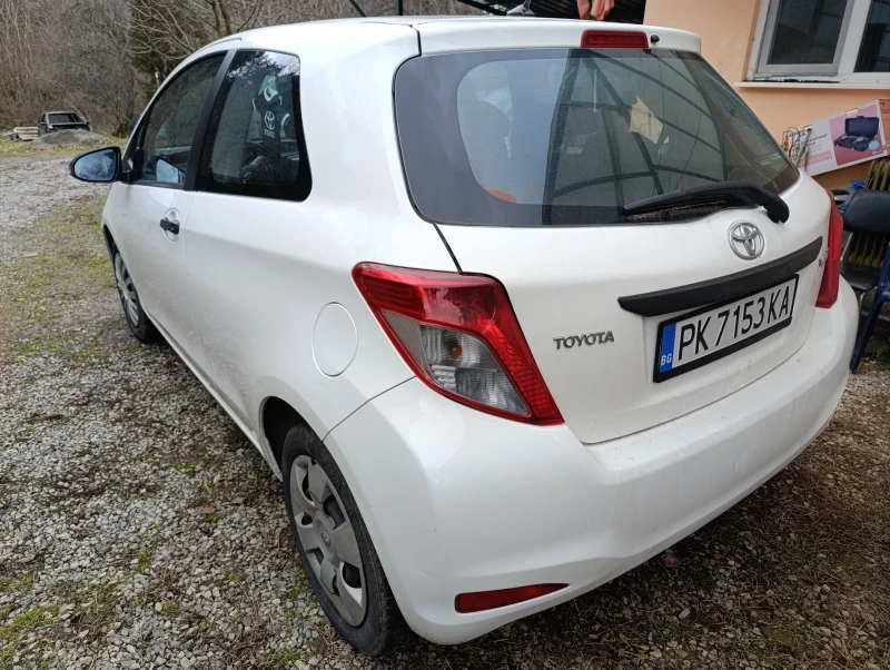 Toyota Yaris, снимка 2 - Автомобили и джипове - 48364417