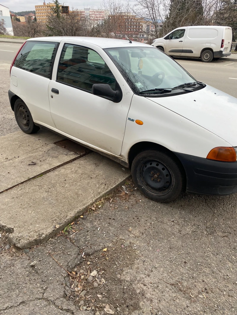 Fiat Punto, снимка 3 - Автомобили и джипове - 48440077