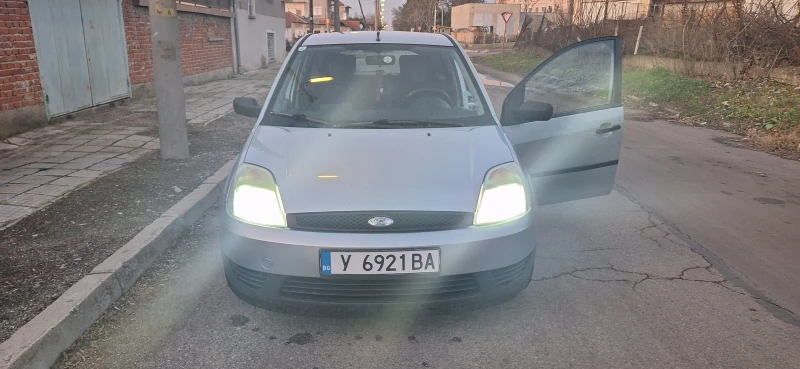 Ford Fiesta 1242, снимка 10 - Автомобили и джипове - 48604134