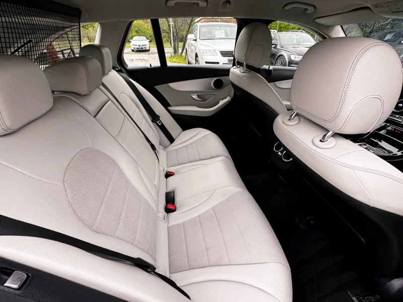 Mercedes-Benz C 200 AMG LINE ИТАЛИЯ, снимка 11 - Автомобили и джипове - 50044345